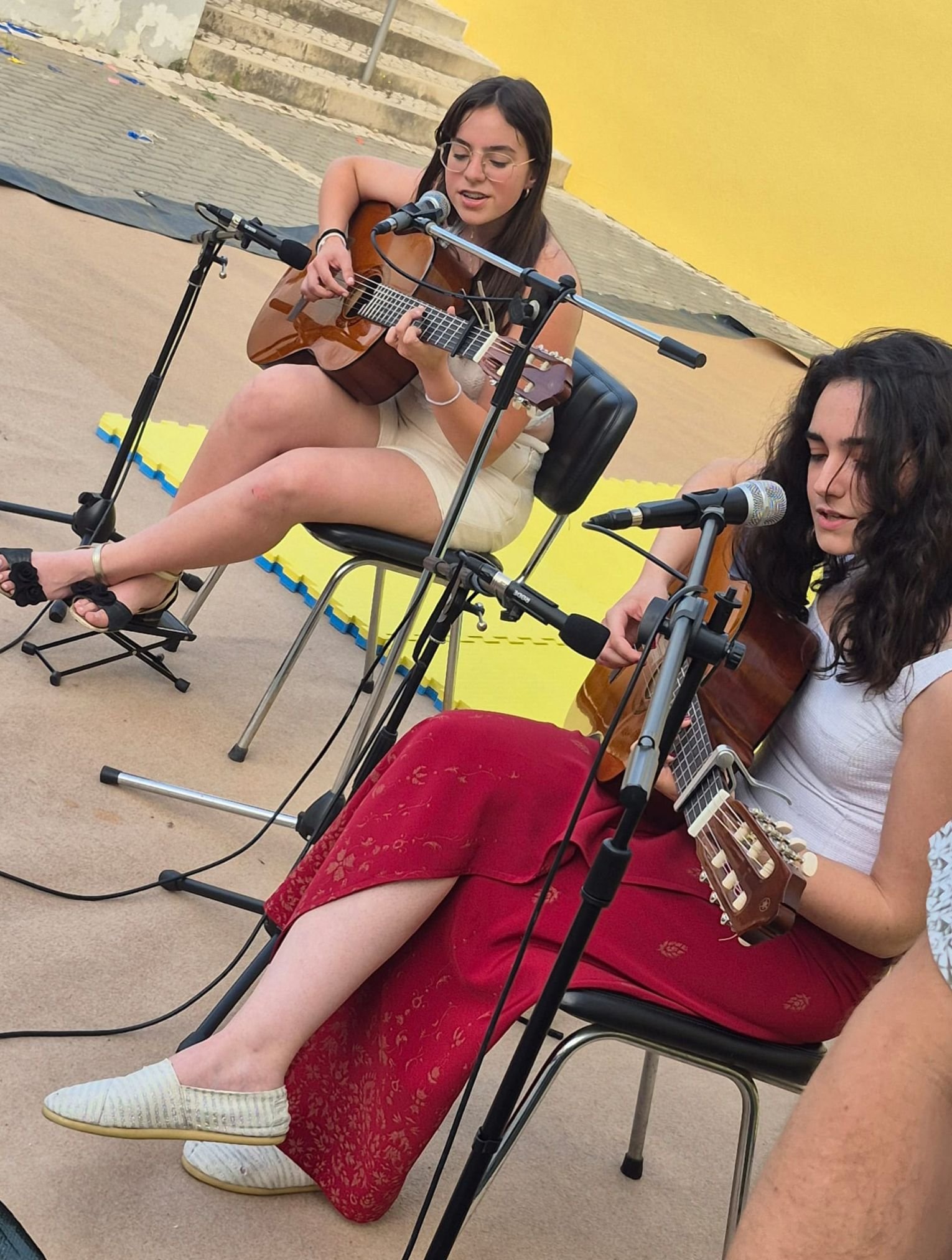 adqchiado-guitarra2-gal