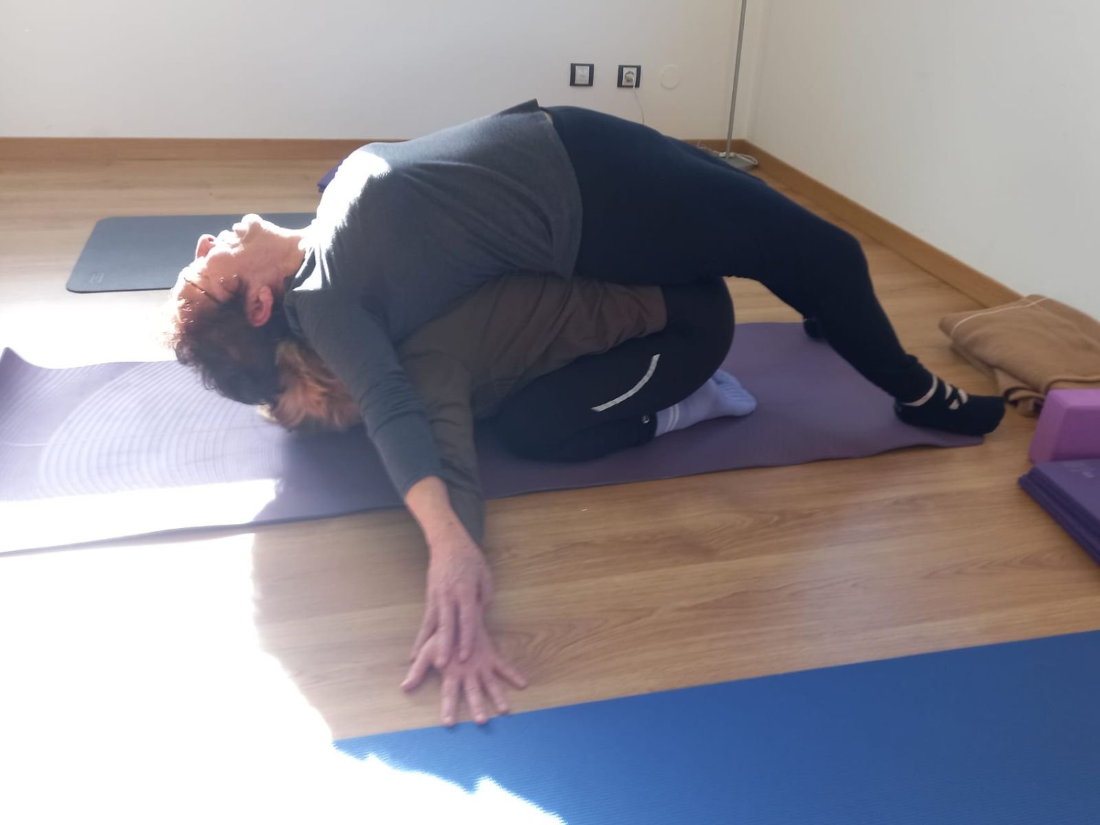 adqchiado-yogasenior2 (2)